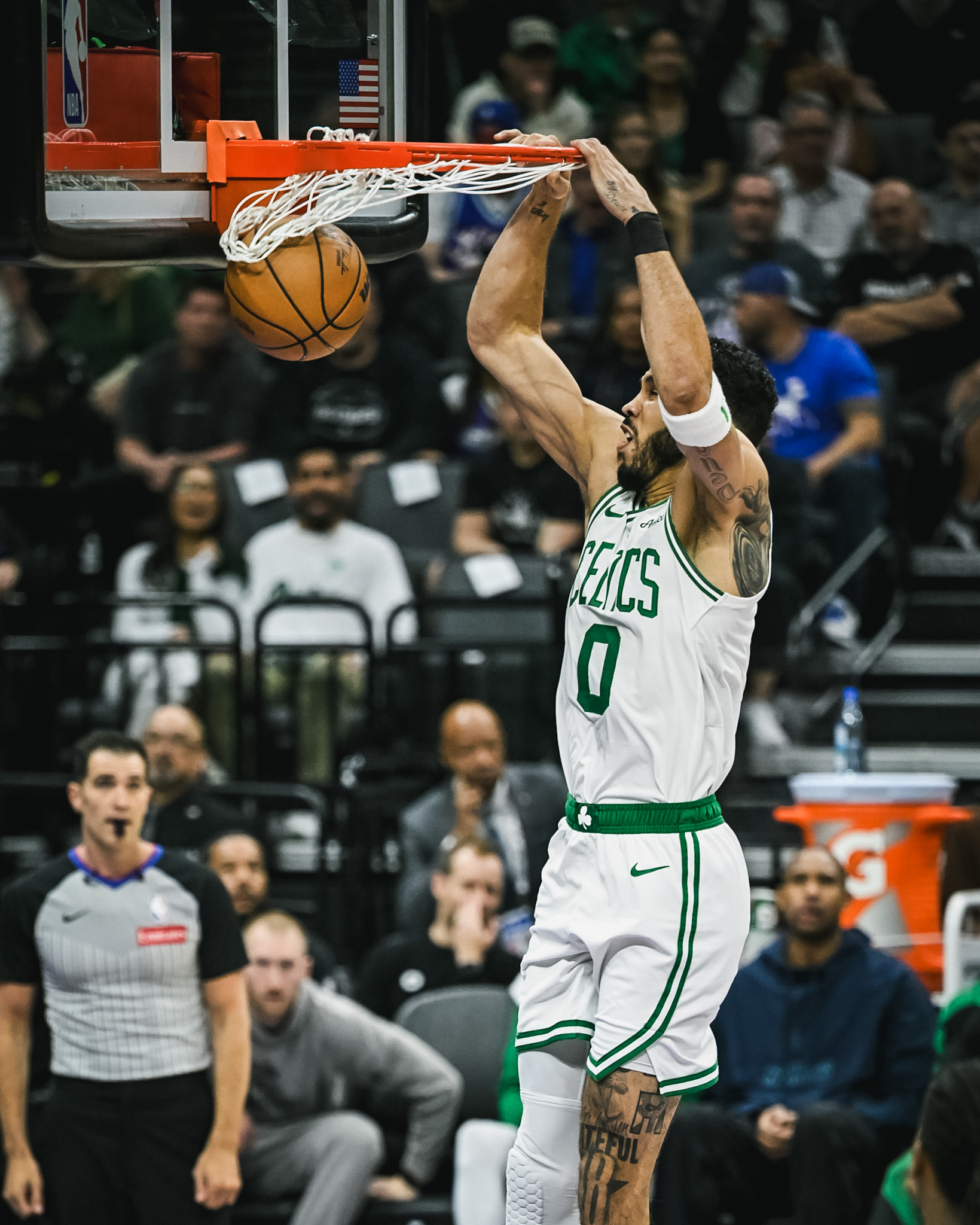 爱游戏体育-塔图姆爆冷击败RNG，势不可挡引爆全场！的简单介绍