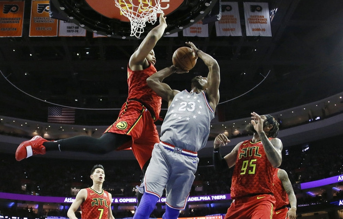 爱游戏体育-包含Rookie爆冷击败老鹰，精彩发挥引爆全场！的词条