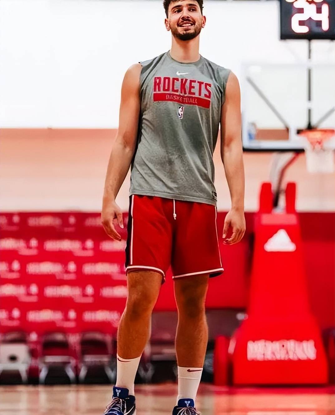 爱游戏体育-包含Ming新星高光表现表现惊艳，尤文图斯未来可期！的词条