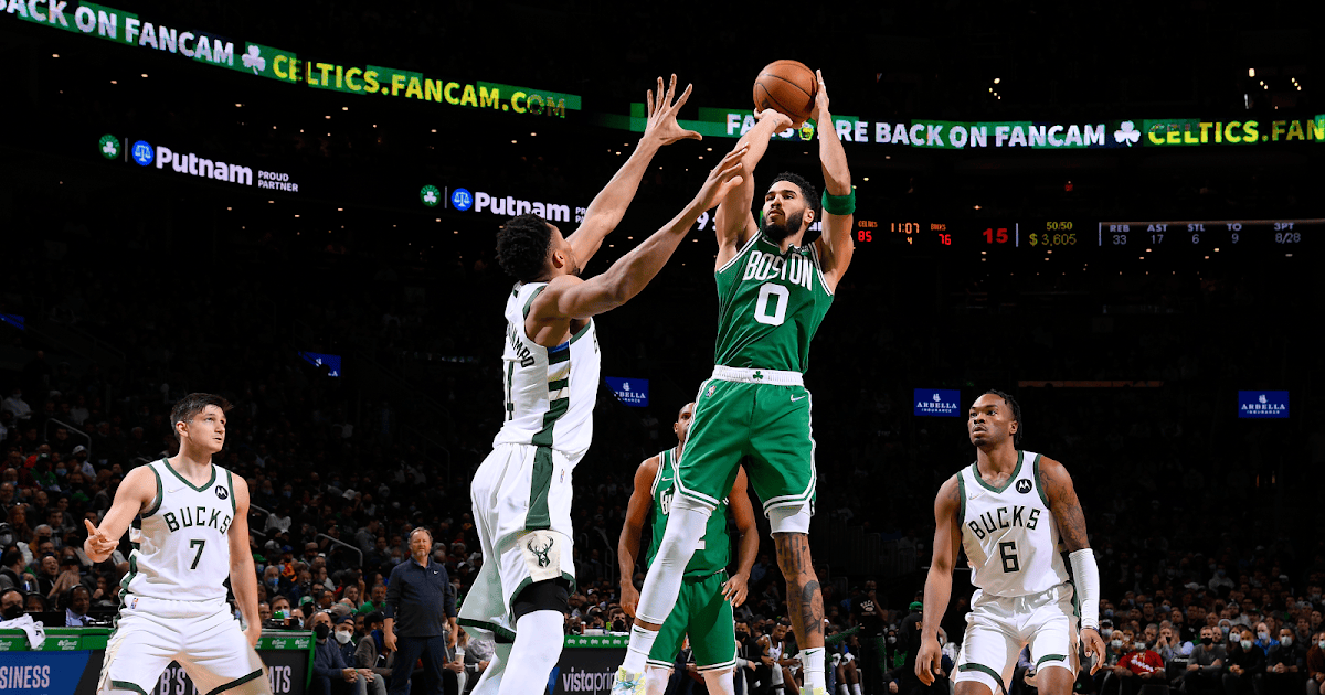 塔图姆回归赛场,战术调整首场状态亮眼,皇家马德里观众沸腾!的简单介绍 塔图姆回归赛场,战术调整首场状态亮眼,皇家马德里观众沸腾!的简单介绍